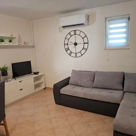 J&m * Rogoznica (Sibenik-Knin)