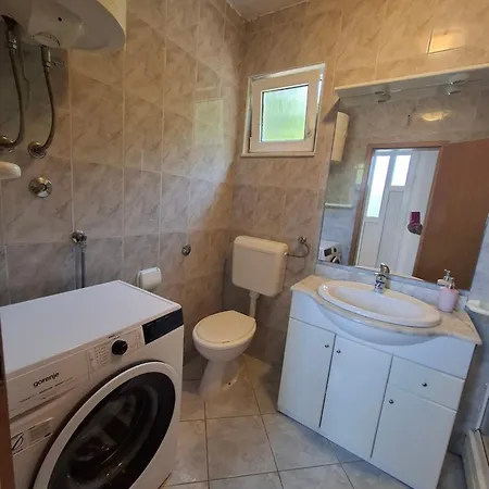 Apartman J&m Rogoznica