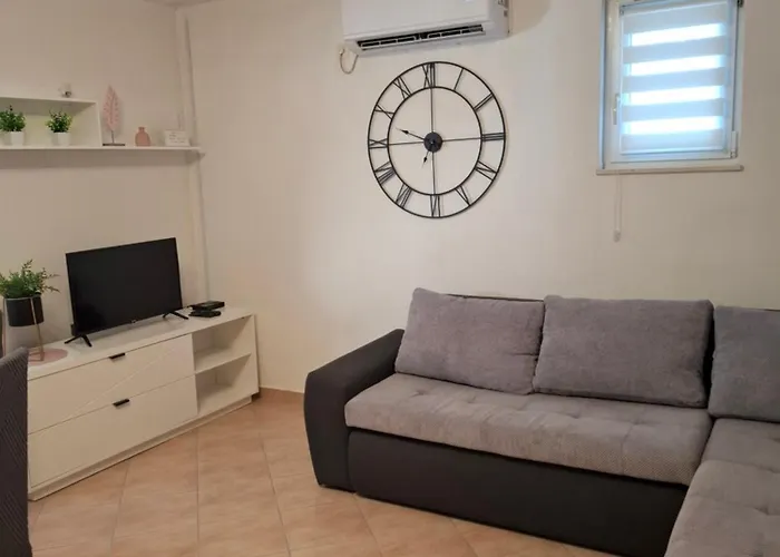 J&m * Rogoznica (Sibenik-Knin)