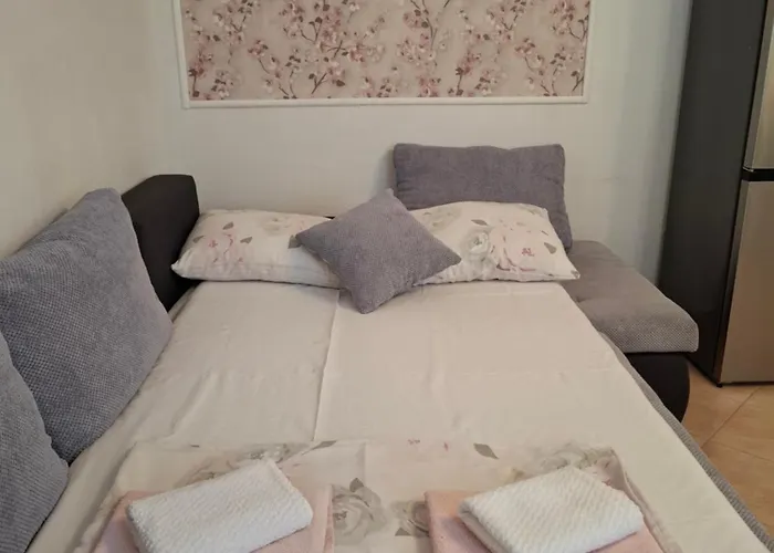 J&m Apartman Rogoznica (Sibenik-Knin)