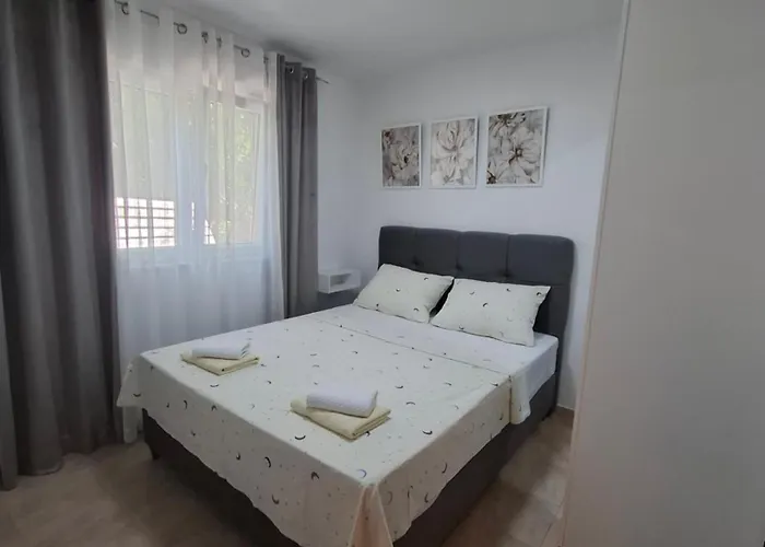 J&m * Rogoznica (Sibenik-Knin)